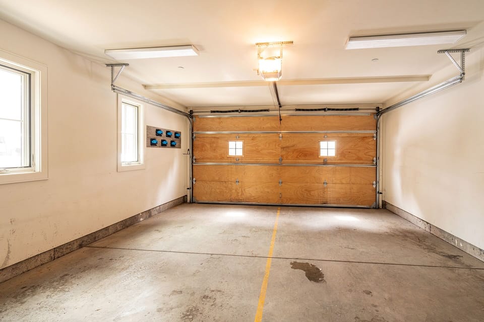 Garage parking for one vehicle. Unit can be entered through the garage.