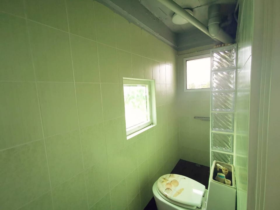 Standard Apartment | Bathroom