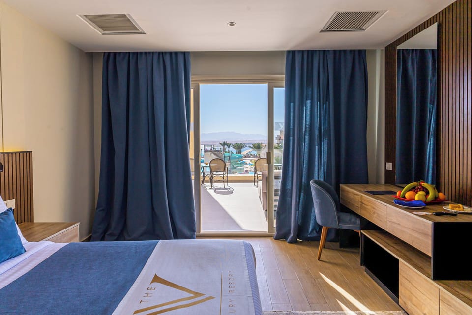 Deluxe Garden View | Egyptian cotton sheets, premium bedding, memory foam beds, free minibar