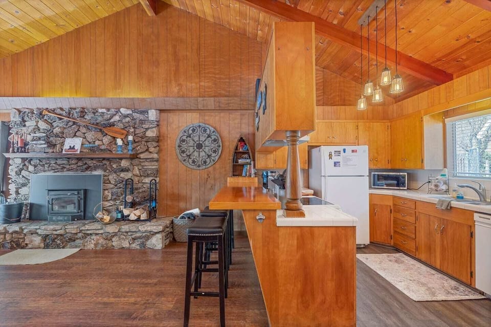Bar Kitchen area