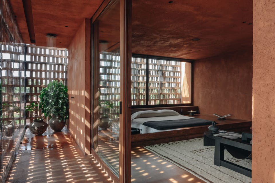 Urban King Suite - Main Building | Premium bedding, free minibar items, individually furnished