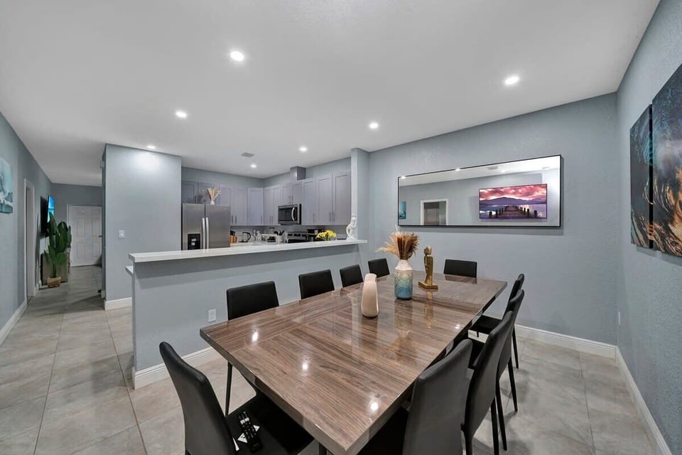 Second dining area