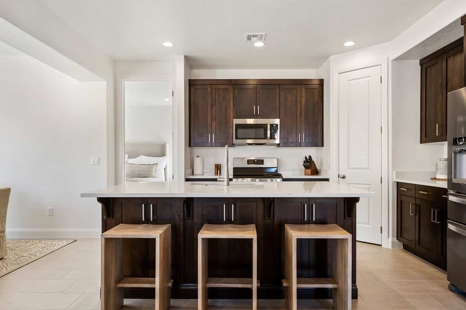House, 5 Bedrooms | Private kitchen | Coffee/tea maker, fridge, oven, toaster