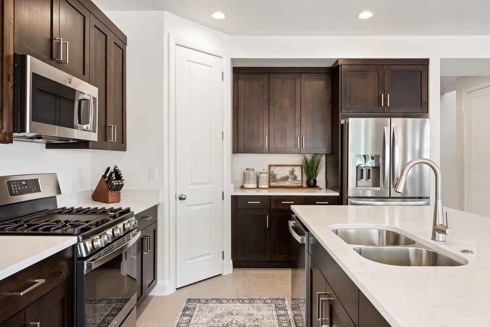 House, 5 Bedrooms | Private kitchen | Coffee/tea maker, fridge, oven, toaster