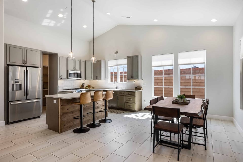 House, 2 Bedrooms | Private kitchen | Fridge, oven, coffee/tea maker, toaster