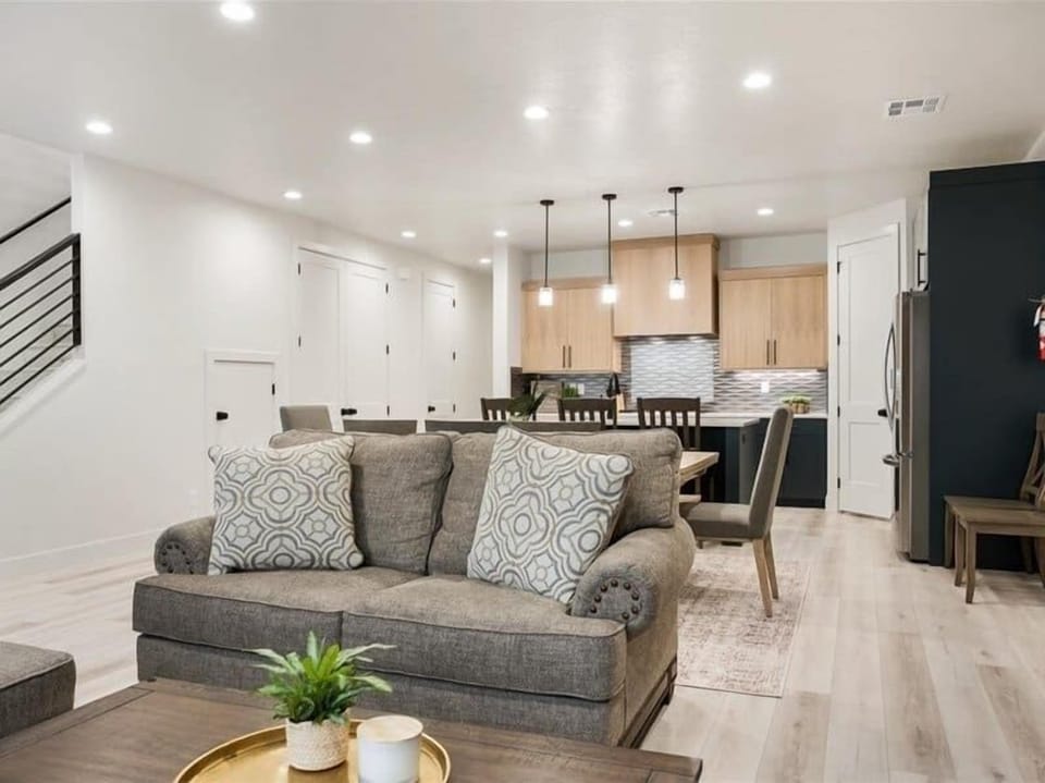Townhome, 4 Bedrooms | Living area | Smart TV