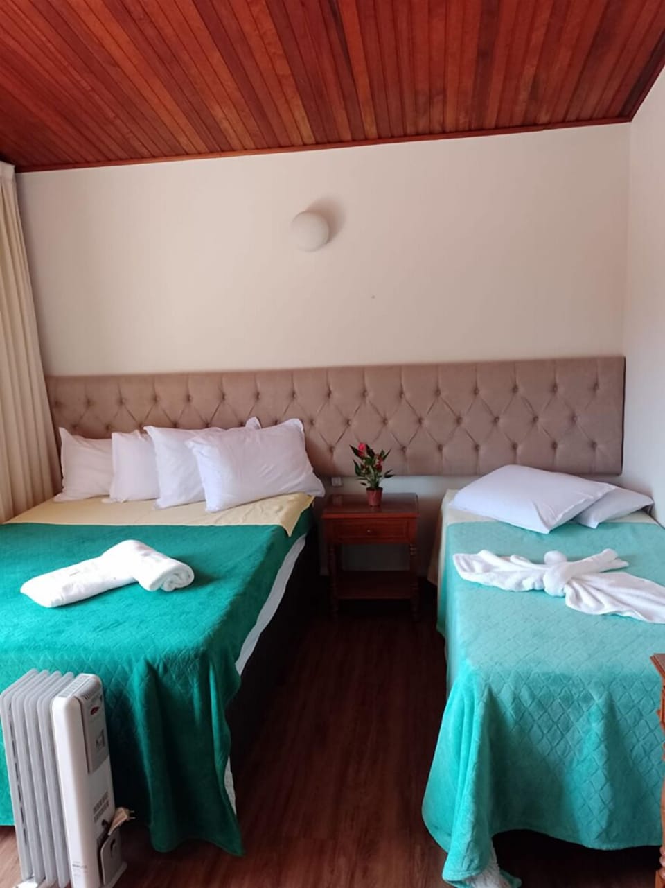 Standard Triple Room | Minibar, blackout drapes, iron/ironing board, free WiFi
