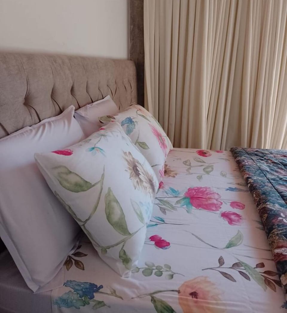 Standard Double Room | Minibar, blackout drapes, iron/ironing board, free WiFi