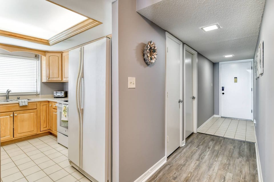 Condo (Sand Dollar I-208) | Exterior