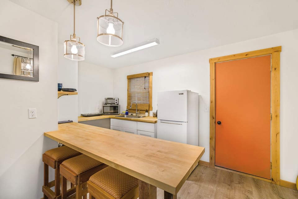 b2a4086a-2dc6-4771-bd80-5883a8fb8f54