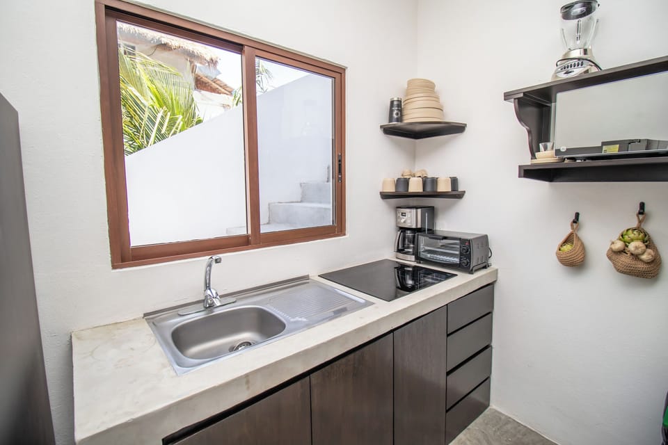 Penthouse Suite with Private Pool | Private kitchen | Coffee/tea maker