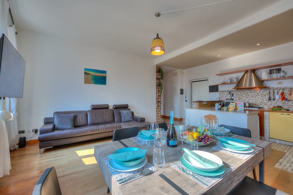 The large living room with TV, WI-FI and sofa