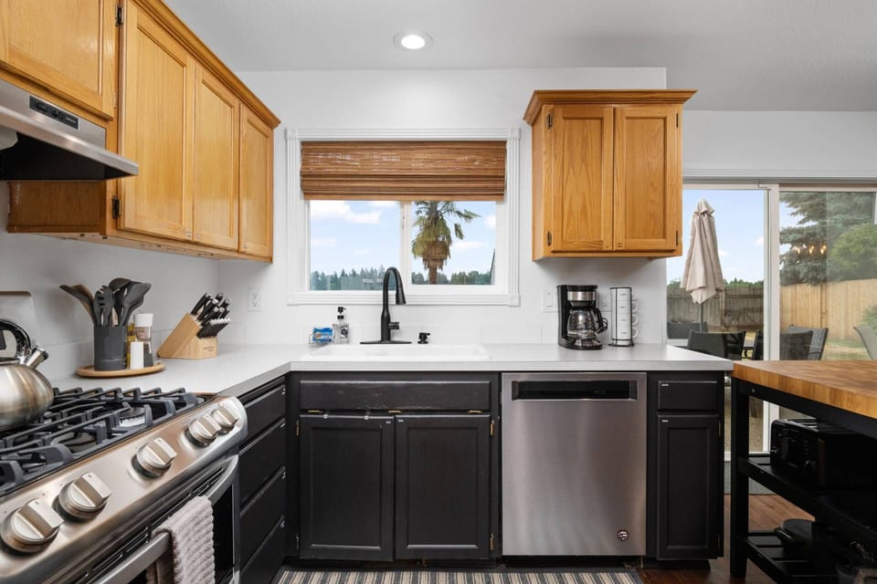 "House in a good location and well stocked with everything one needs to cook and eat meals at the house!! Look forward to our next stay there!!" -Troy