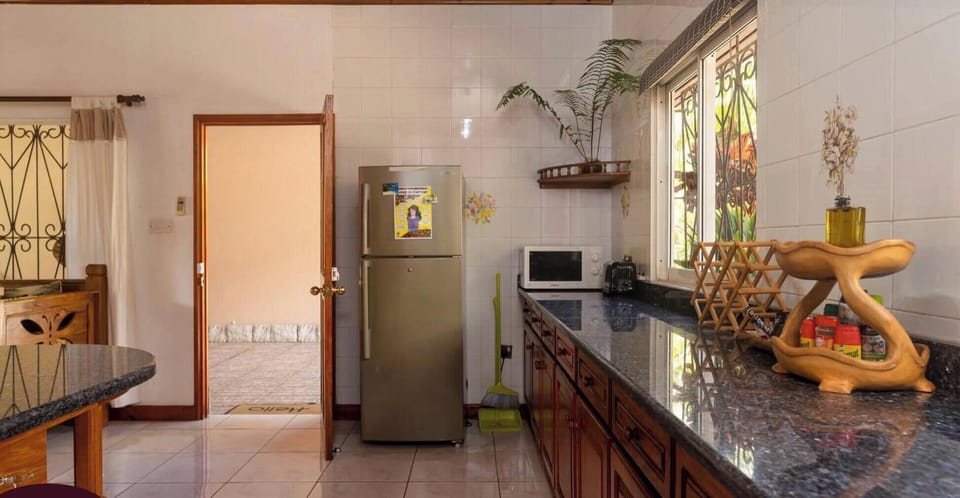 Villa, 1 Bedroom, Smoking, Balcony | Interior