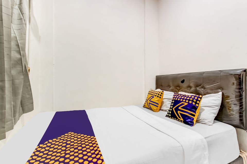 Economy Double Room | Desk, soundproofing, bed sheets
