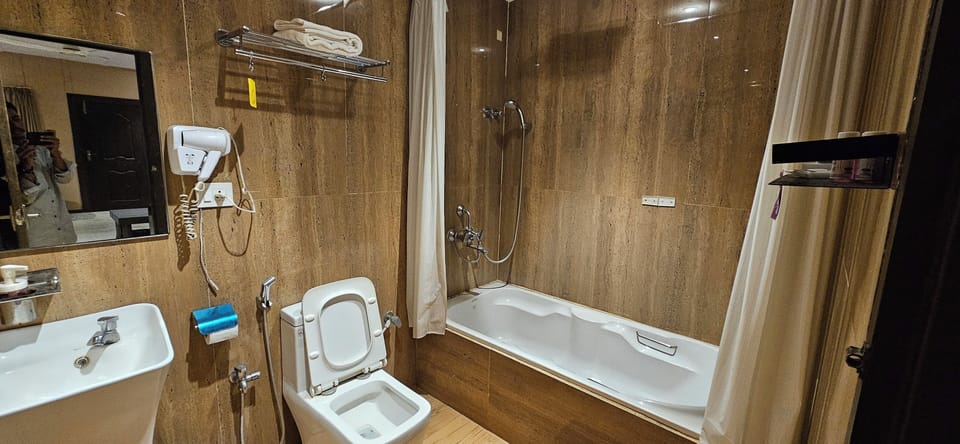 Executive Cottage | Bathroom