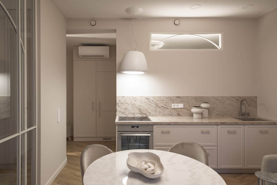 Living room/Kitchen (2)