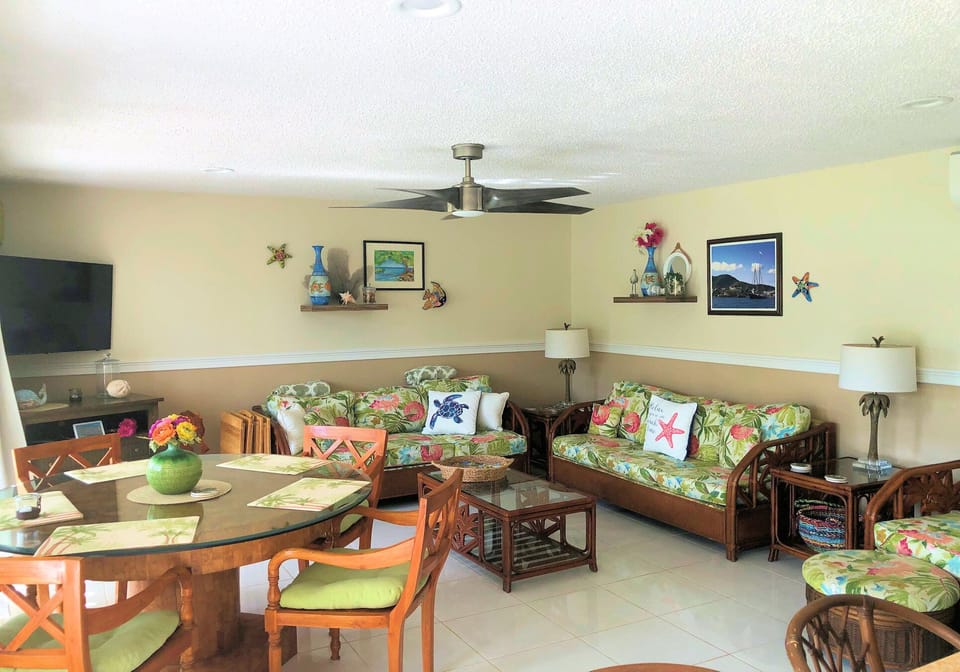 Large , breezy living room