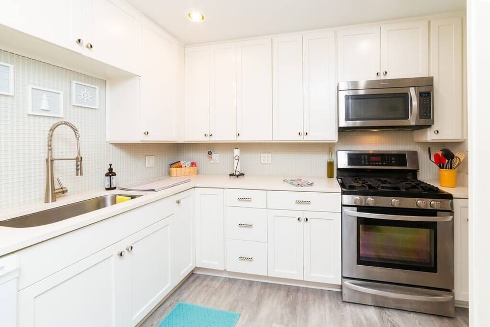 Kitchen (2)