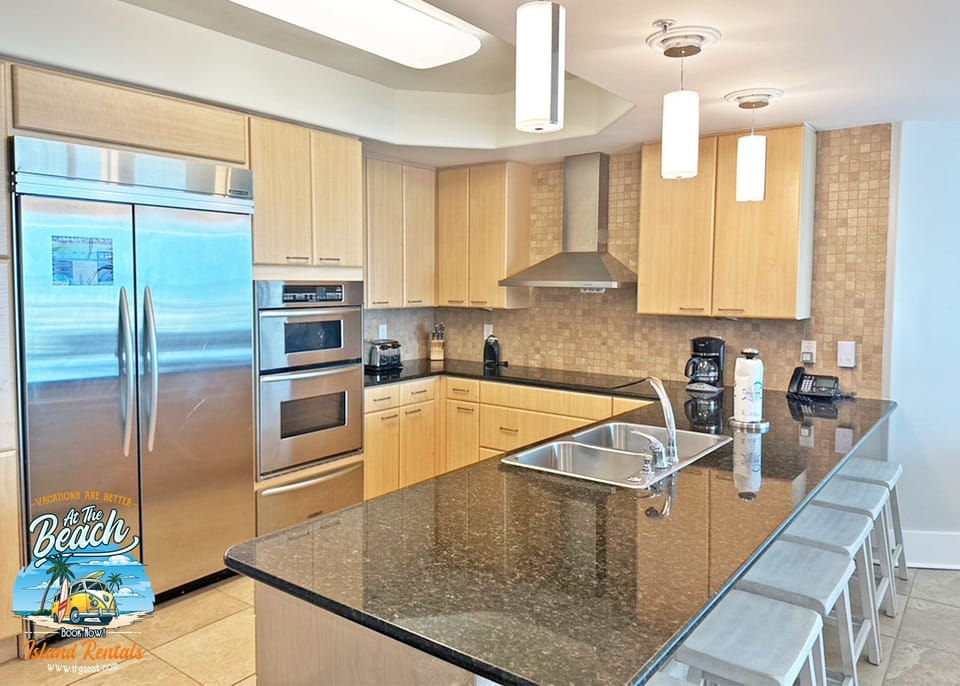 Caribe D1108. 2 bedrooms & 2 bathrooms. sleeps 10. Managed by Island Rentals
