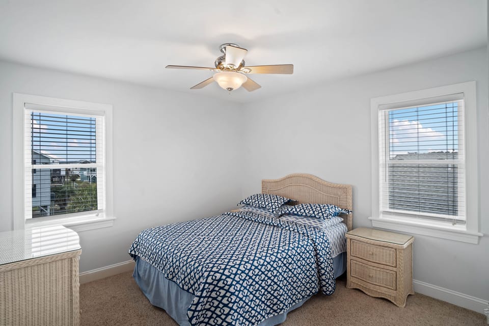 Queen room 2