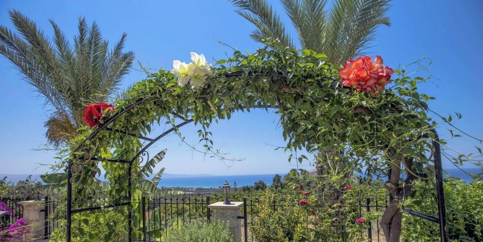 Villa, 4 Bedrooms, Smoking, Private Pool | Property grounds