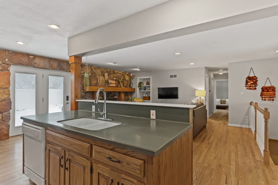 Open Kitchen Space