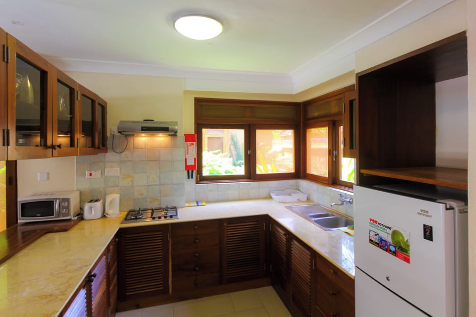 Villa, 2 Bedrooms, Smoking, Balcony | Private kitchen