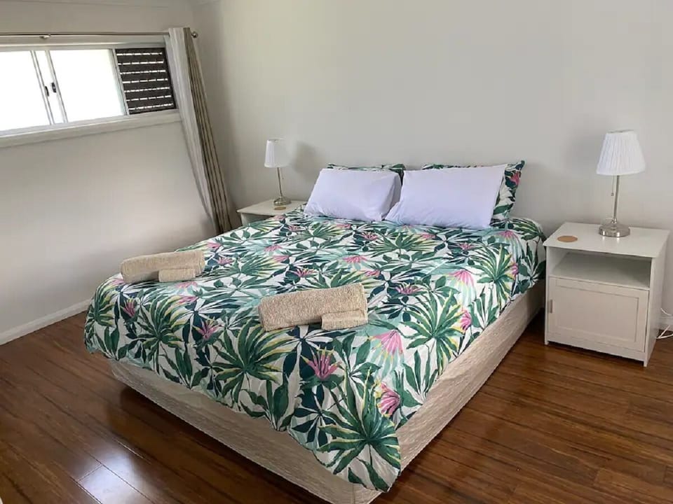 Real King bed ensemble