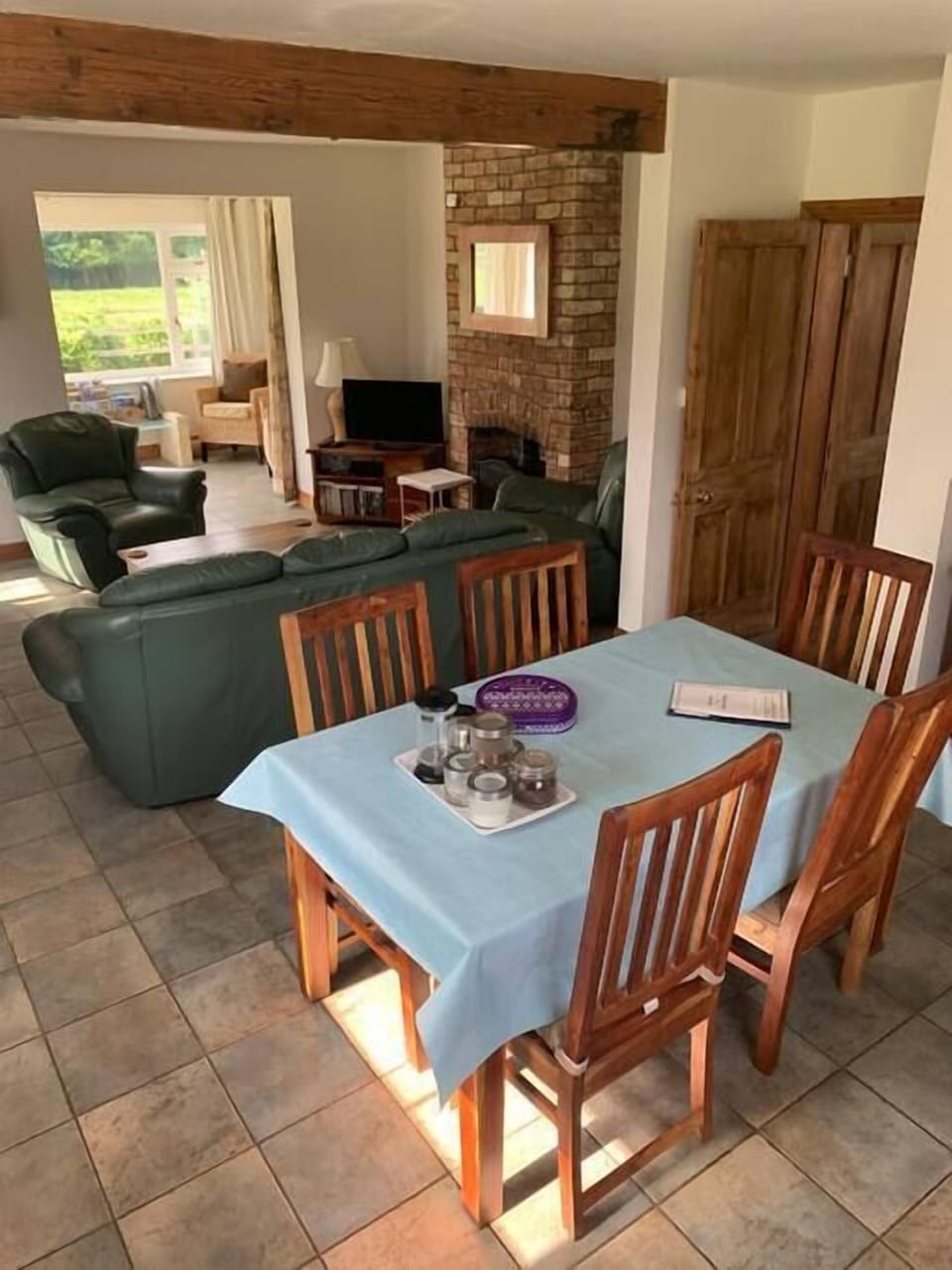 Dine in comfort 