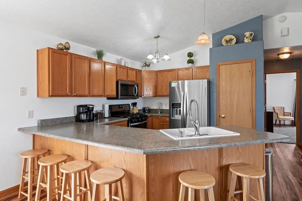 Countertop in the Kitchen, perfect place to gather!
