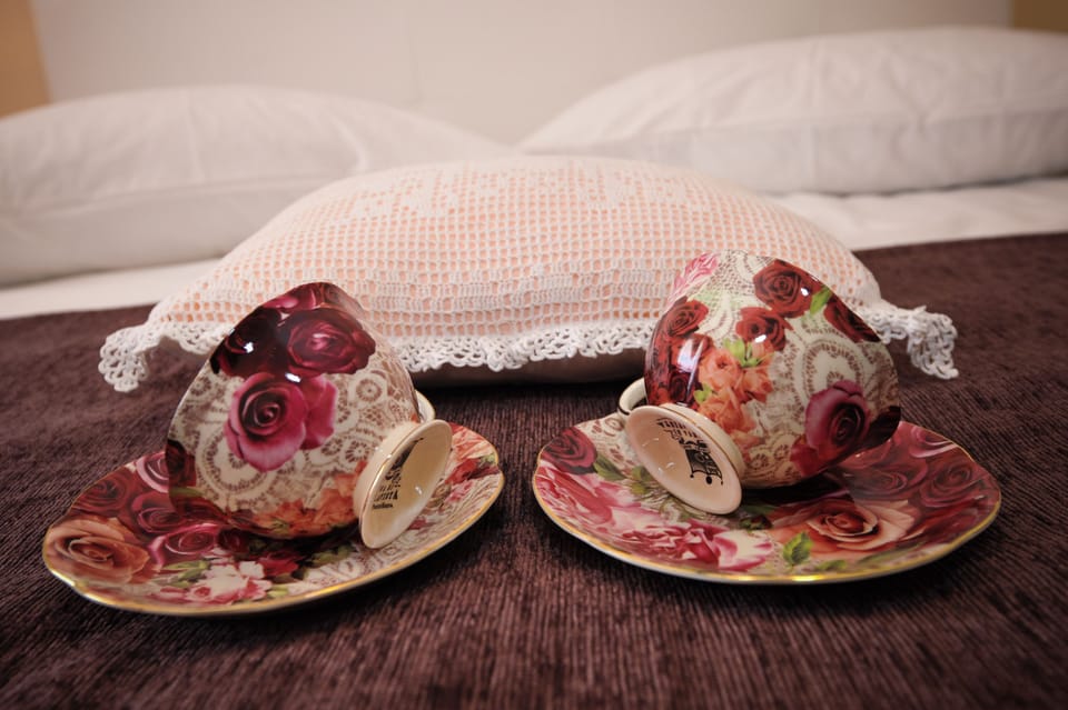 In-room safe, free WiFi, bed sheets