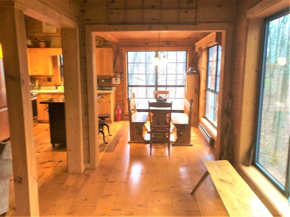 Affordable 2br/1ba Blue Ridge cabin rental