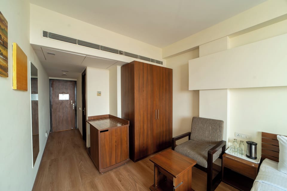Minibar, in-room safe, desk, laptop workspace