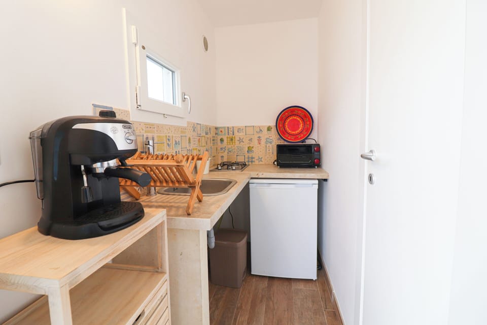 House, 1 Bedroom, Smoking, Terrace | Private kitchen