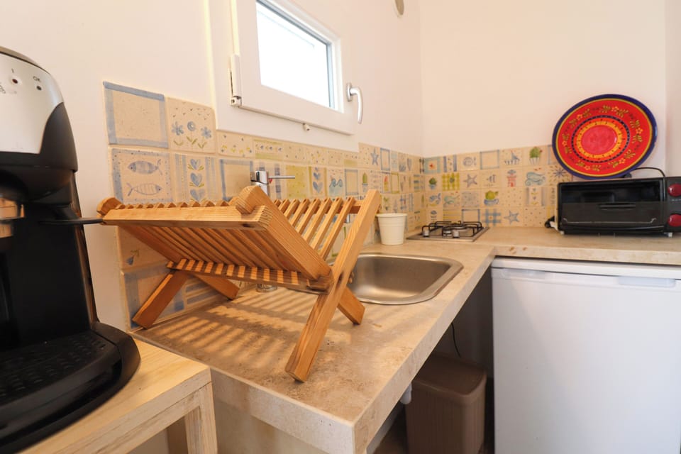 House, 1 Bedroom, Smoking, Terrace | Private kitchen
