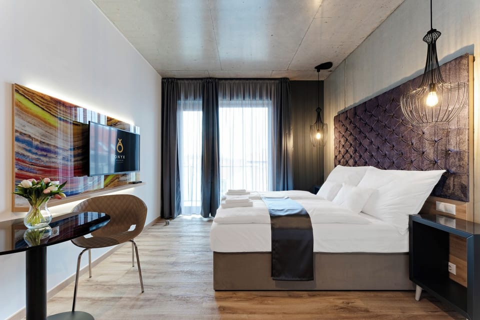 Premium Studio | Frette Italian sheets, premium bedding, Select Comfort beds