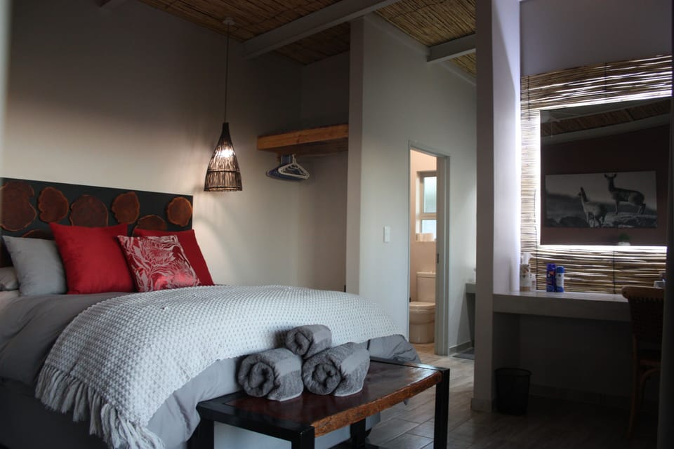 Luxury Chalet, 1 Bedroom, Non Smoking, Resort View | 1 bedroom, Egyptian cotton sheets, premium bedding, down comforters