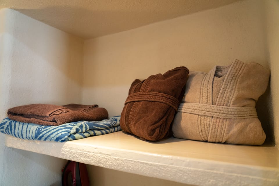 Room, Balcony (Mt. Thompson) | Memory foam beds, minibar, in-room safe, individually decorated