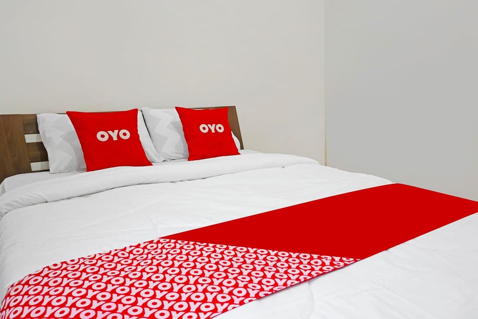 Deluxe Double Room | Desk, laptop workspace, free WiFi, bed sheets