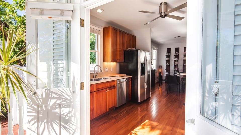 Fully equipped kitchen