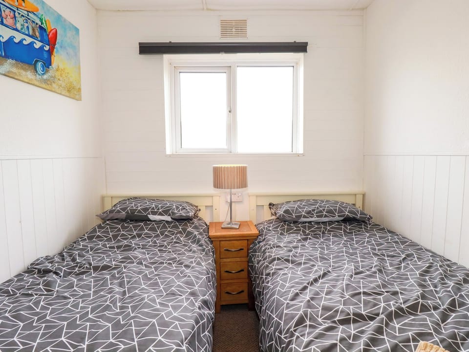 Cottage | 2 bedrooms, individually decorated, individually furnished, free WiFi