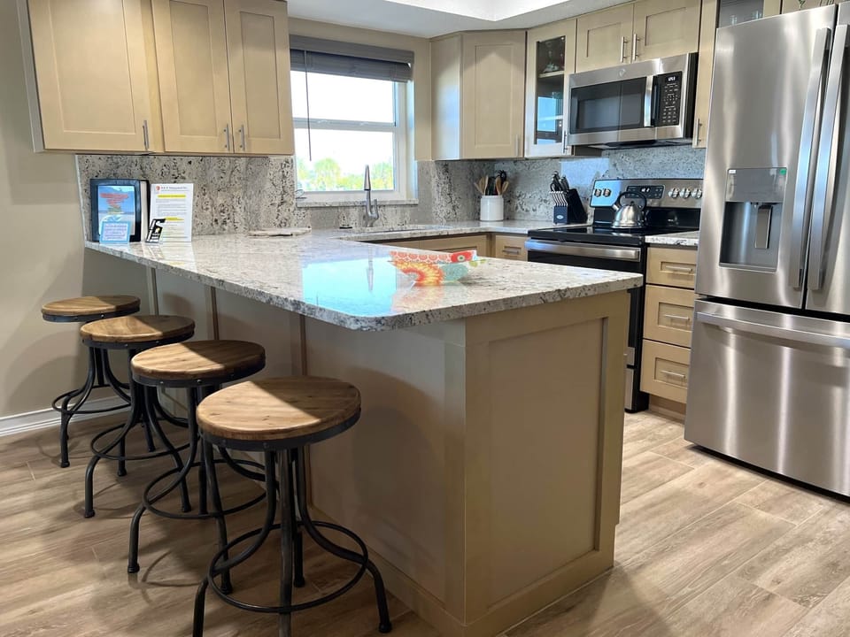 301 Kitchen (1)