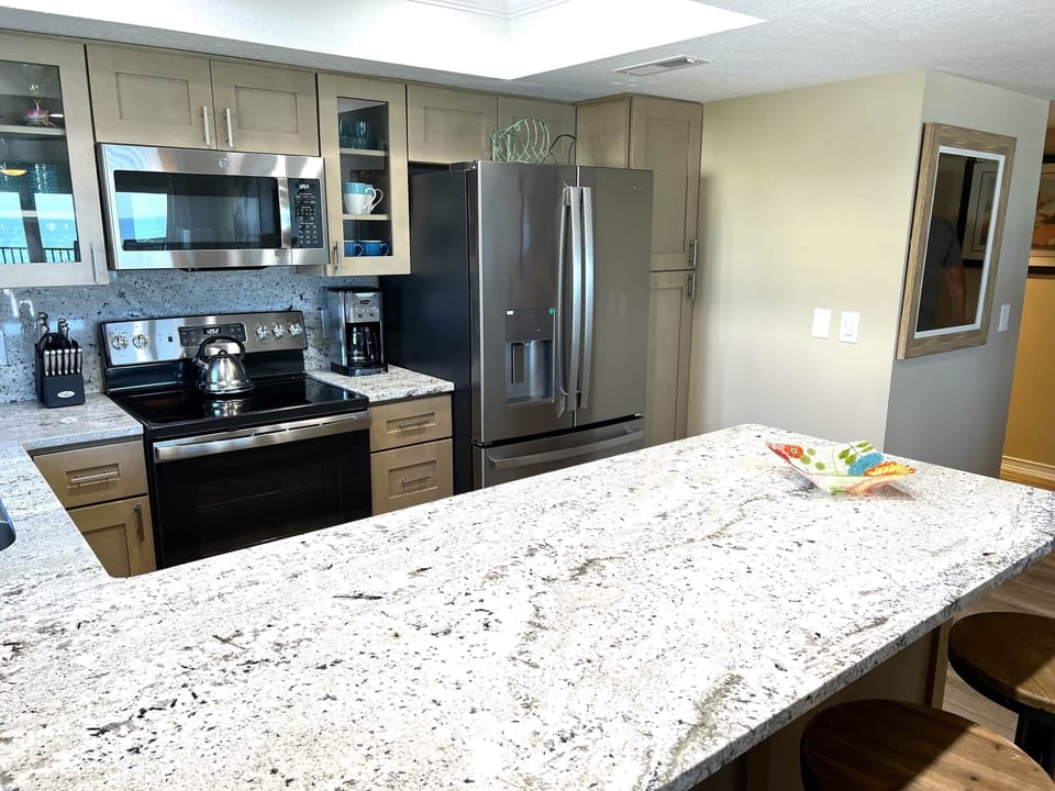 301 Kitchen (2)