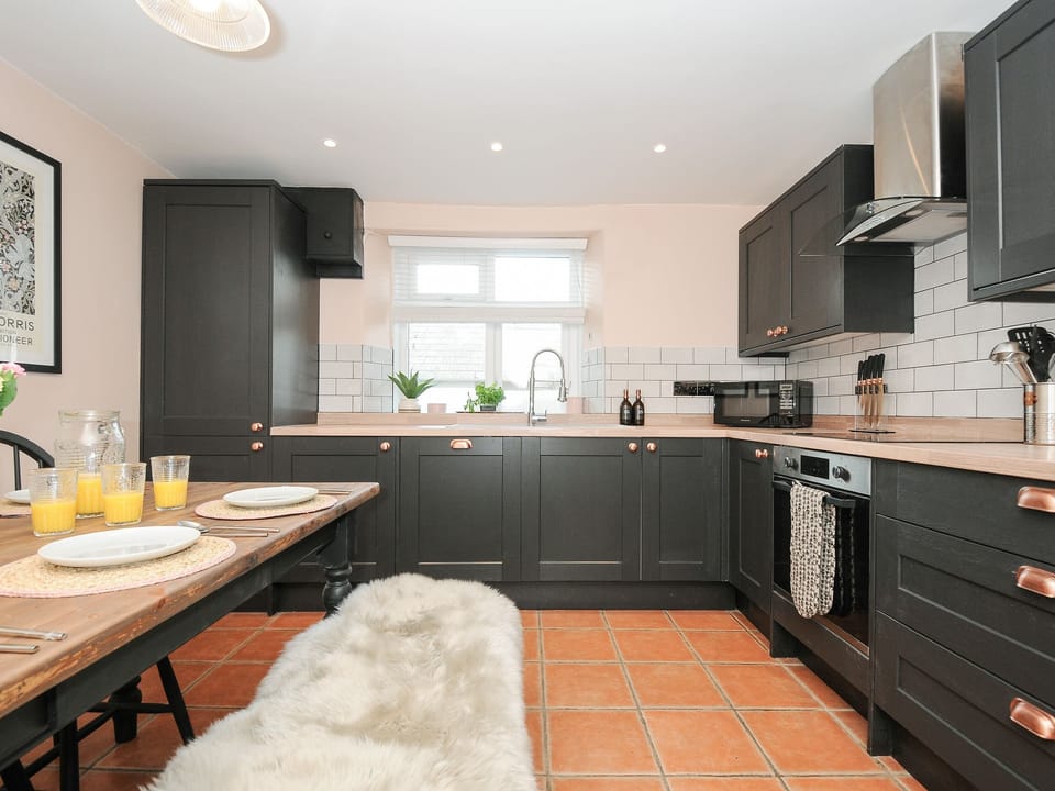 Fridge, dishwasher, electric kettle, toaster