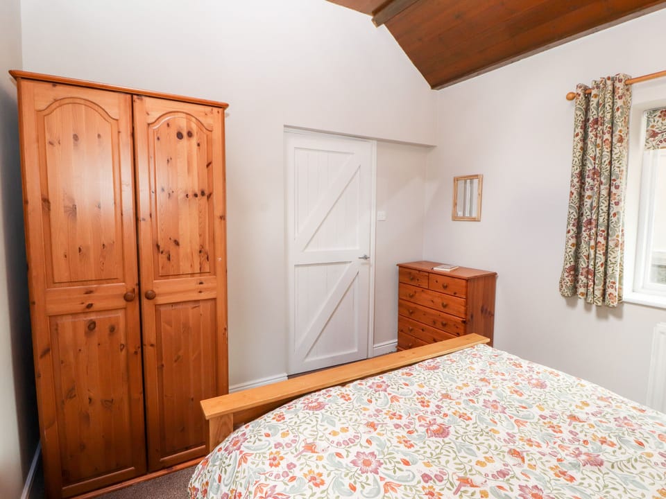 1 bedroom, individually decorated, individually furnished, free WiFi