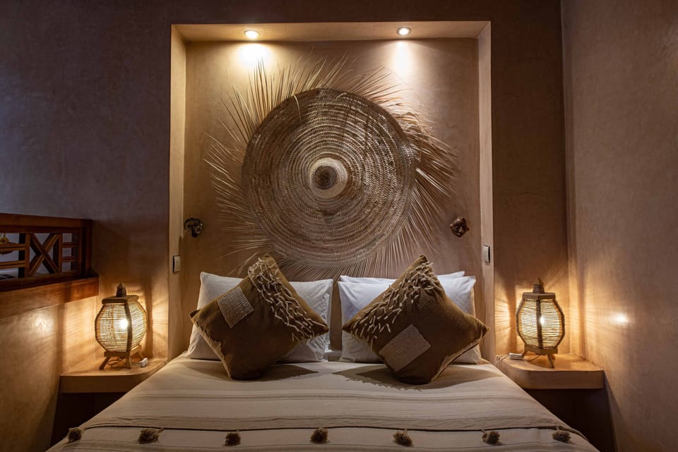 Suite Le Ciel | Premium bedding, down comforters, in-room safe, individually decorated