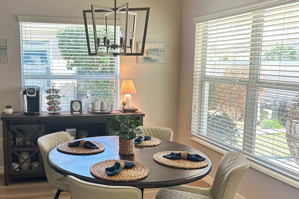 Breakfast Nook