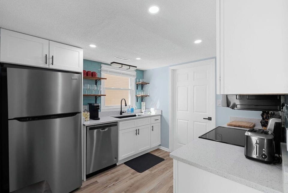 From preparing quick snacks to crafting gourmet meals, our kitchen is thoughtfully designed with modern appliances, ample counter space, and all the essentials you need