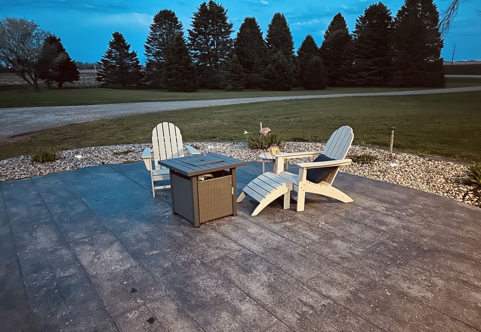 Patio with fire pit 